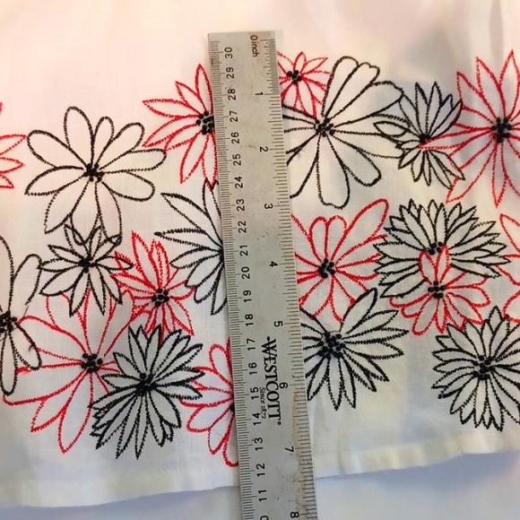 Irish Linen Blouse 1X with embroidery and beading 5392 - Picture 6 of 7